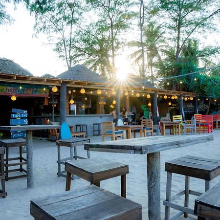 The Beach Lovers นิลาเวลี ภายนอก รูปภาพ